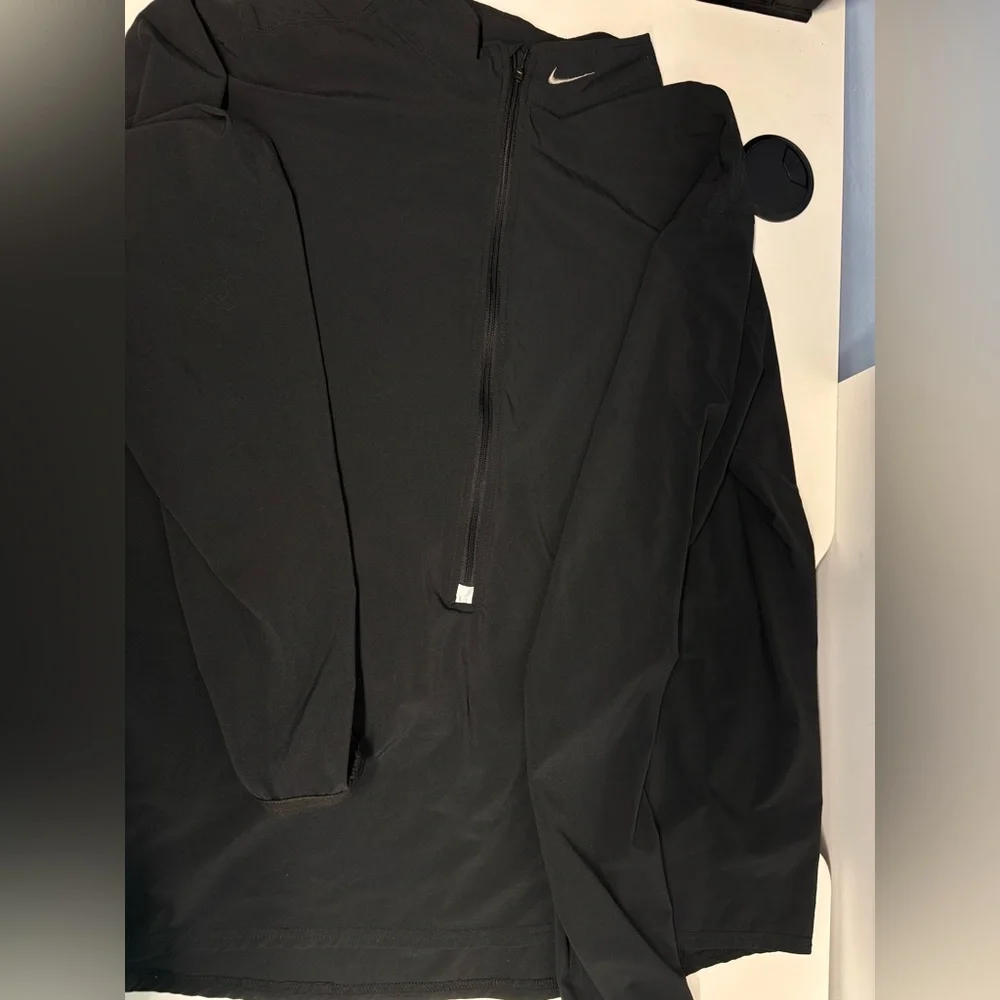 Nike Performance Running Jacket Y2K ERA PACKABLE Ultra-Light Windshell Black - Picture 2 of 7